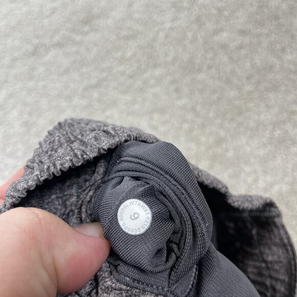 Lululemon Hotty Hot Short Size 6 High Rise Long 4" Gray MISSING DRAWSTRING 62-3 - Picture 6 of 9